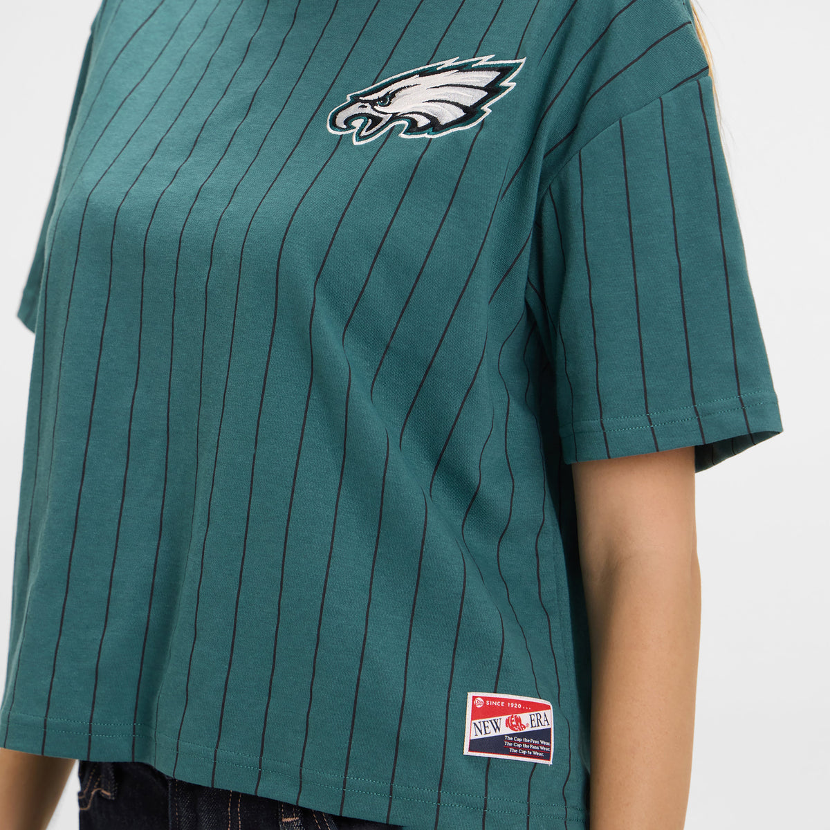 Chicago White Sox Throwback Women's Cropped Pinstripe T-Shirt