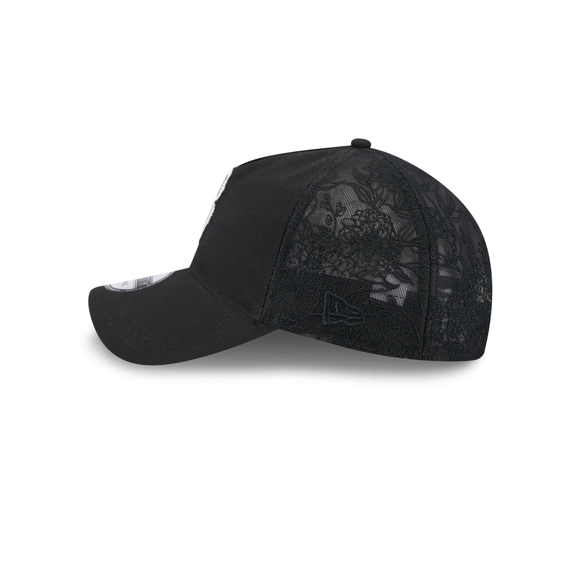 Boston Red Sox Embroidered Mesh 9TWENTY A-Frame Adjustable Hat