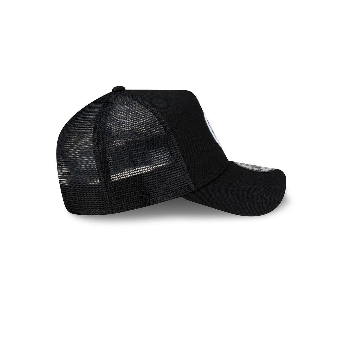 Golden State Warriors Side Script Black 9FORTY A-Frame Trucker Hat