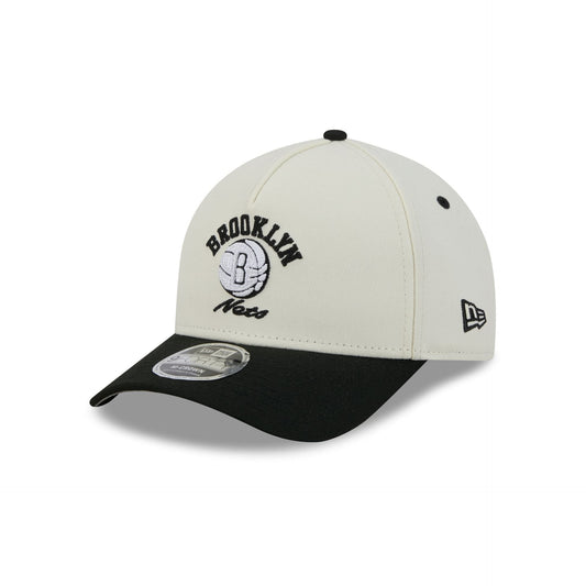 Brooklyn Nets Arched Graphic Chrome White 9FORTY M-Crown A-Frame Snapback Hat